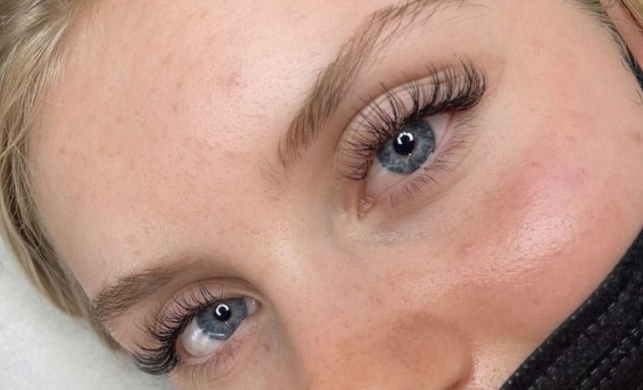 Classic Set Lashes Baby Doll Lash Mapping
