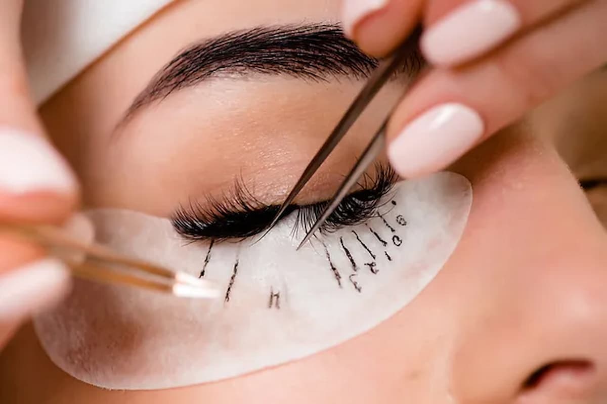 CC Curl Lashes lash extensions cc curl