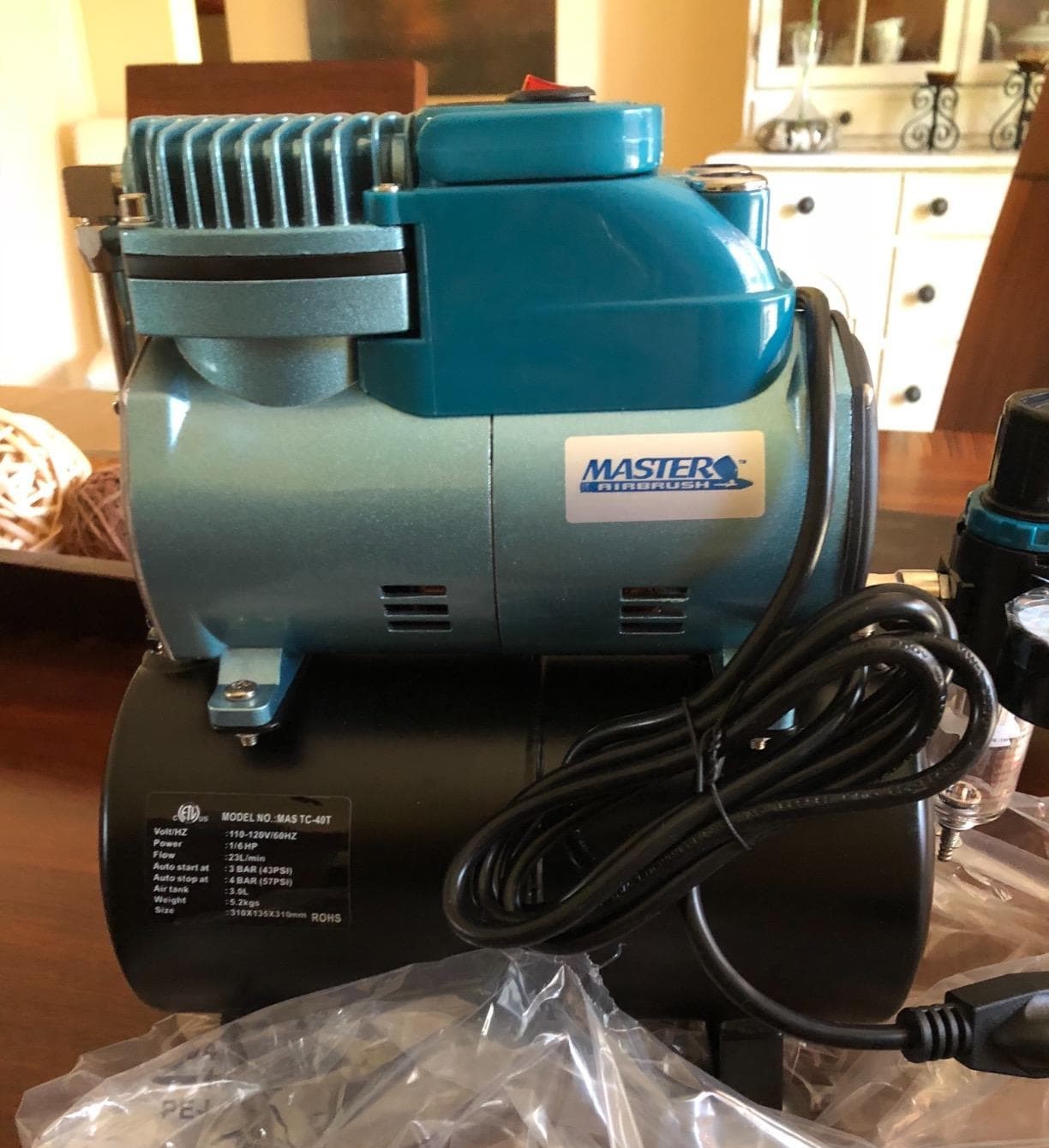 Best Airbrush Compressor For Makeup (Expert Picks) airbrush compressor with air tank