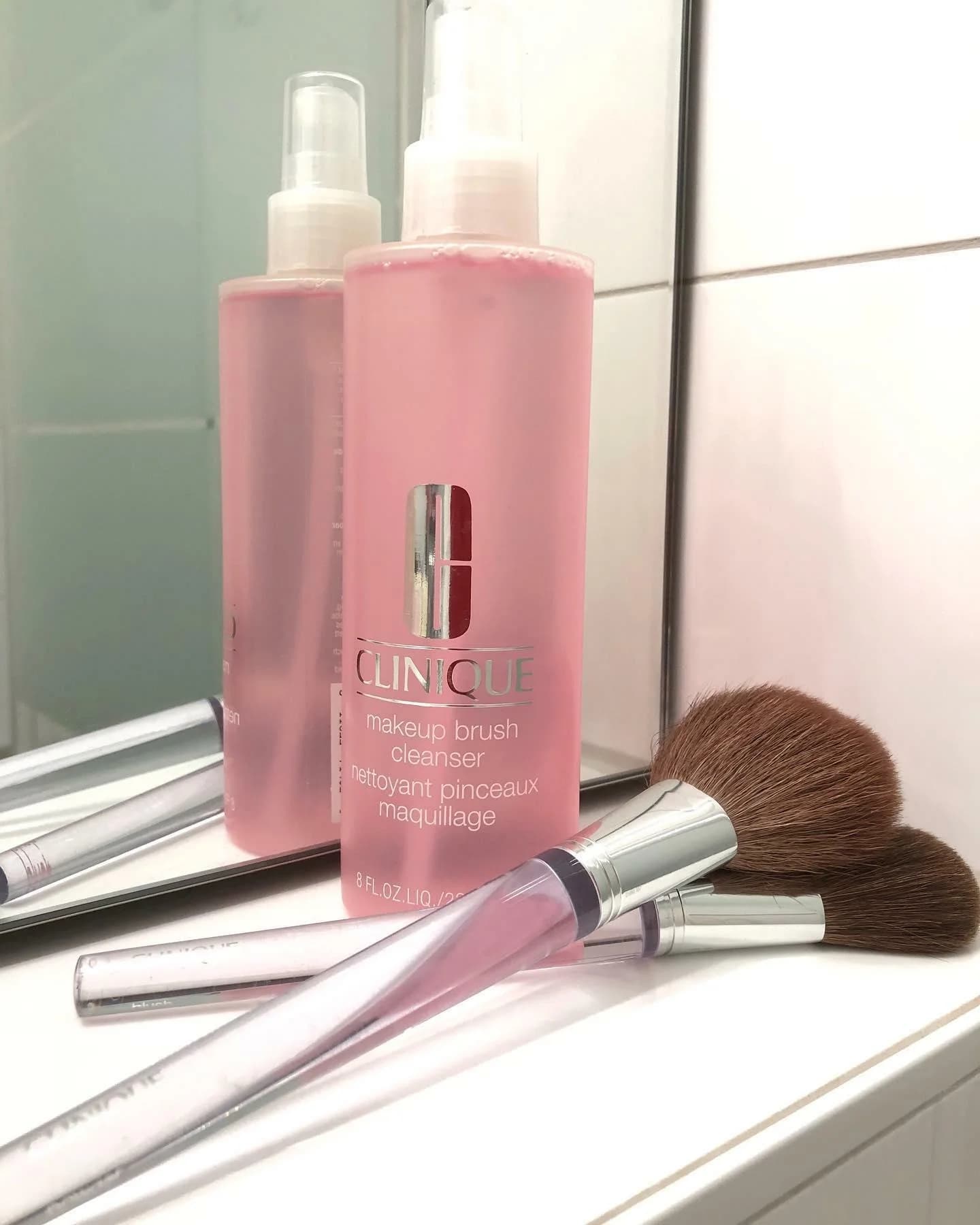 6 Best Antibacterial Makeup Brush Sprays for Quick Cleaning Clinique Makeup Brush Cleanser