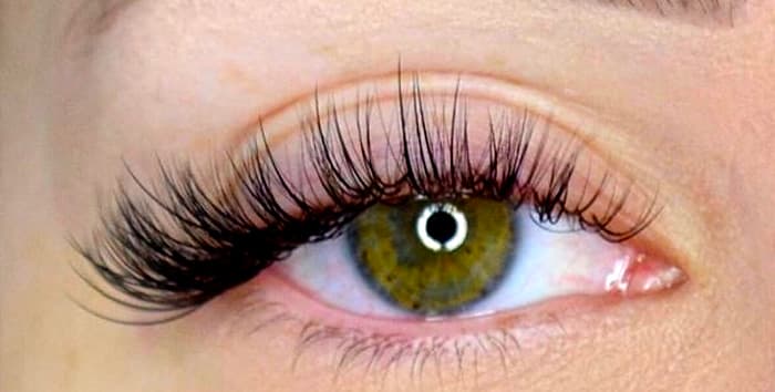 Hybrid Cat Eye Eyelash Extensions (Complete Guide) Hybrid cat eye lashes