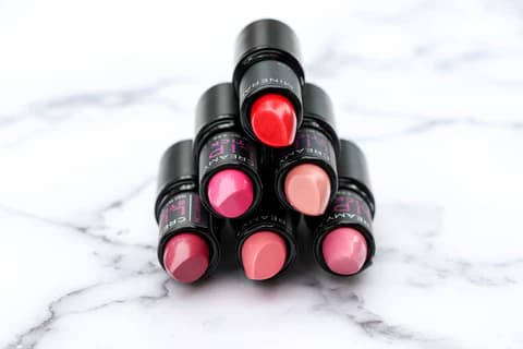 7 Best Lipsticks Without Titanium Dioxide Omiana Creamy Mineral Lipstick