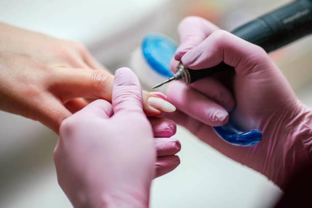 nail time hours​