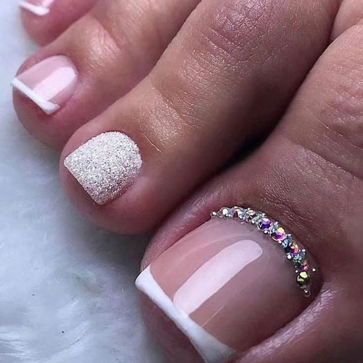 toe nail designs with rhinestones​