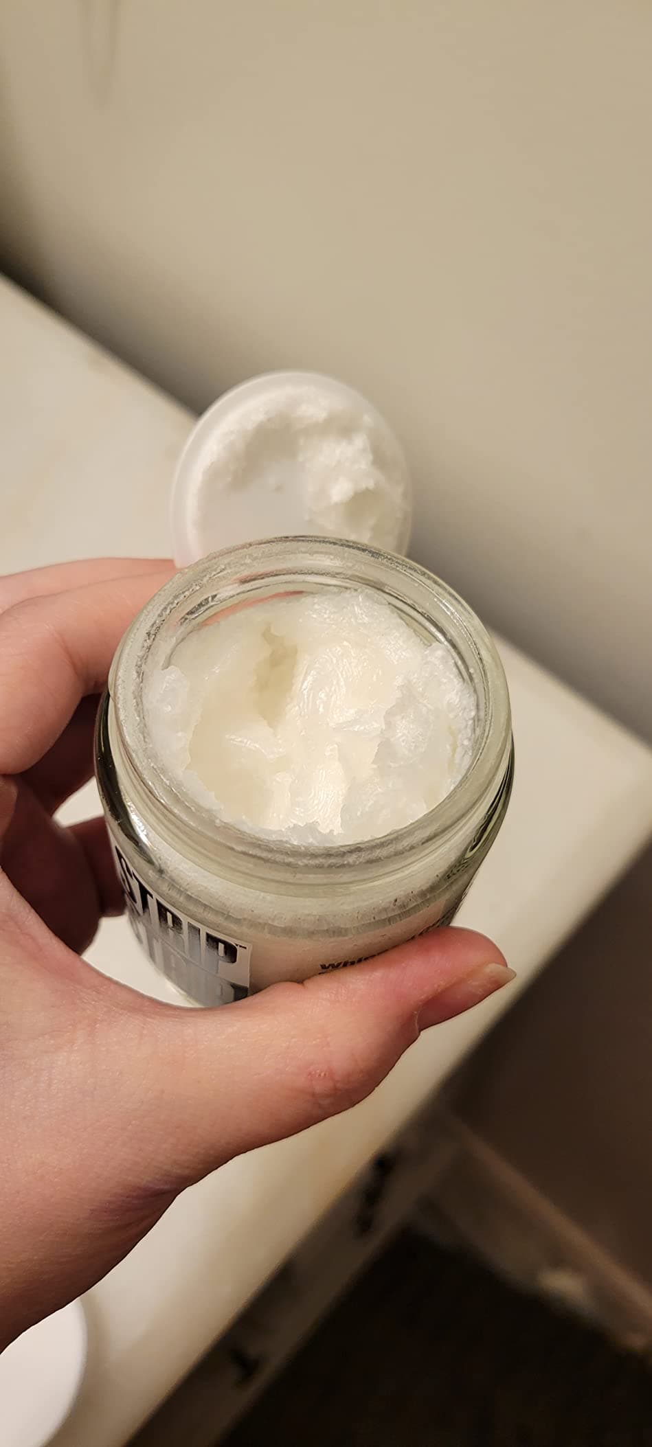 11 Best Coconut Butter Makeup Remover To Try In 2025 Whipped Coconut Makeup Remover 1 (1)
